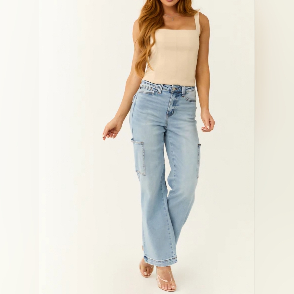 Judy Blue High Rise Light Wash Straight Wide Leg Cargo Jeans Regular Plus NEW - Picture 8 of 16